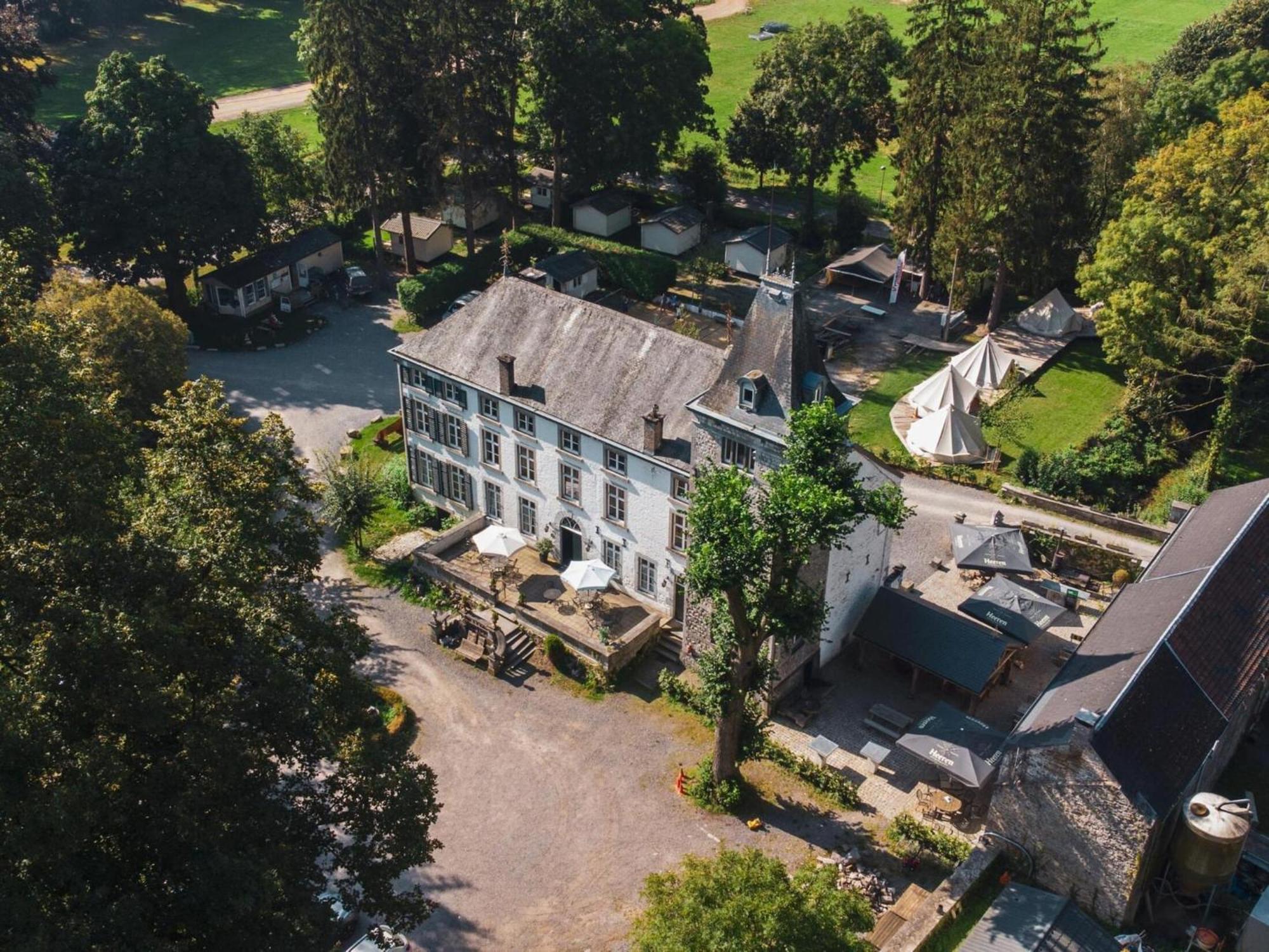 Stationed Between Spa And Liege Apartment In Айвейл Екстериор снимка
