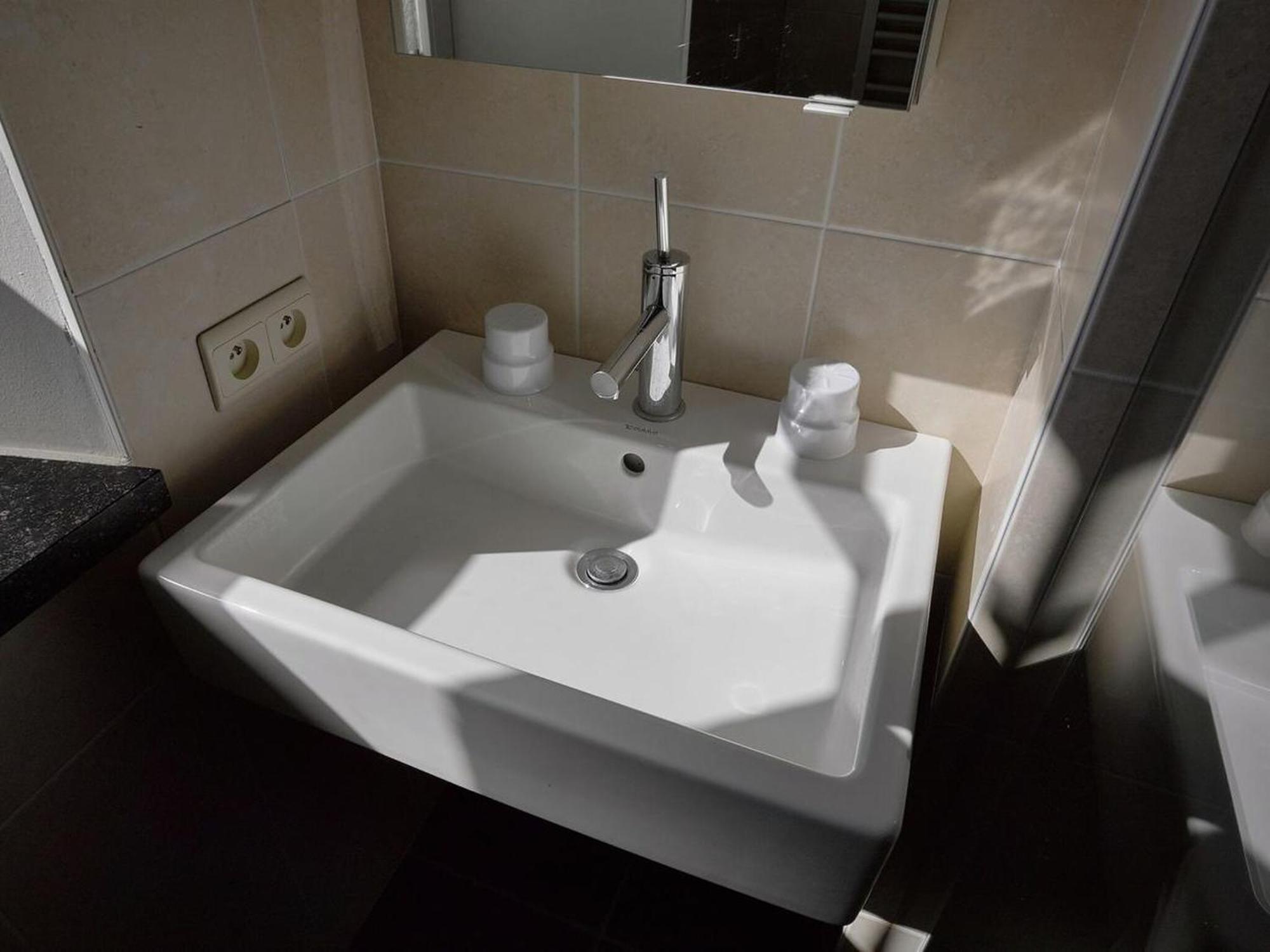 Stationed Between Spa And Liege Apartment In Айвейл Екстериор снимка