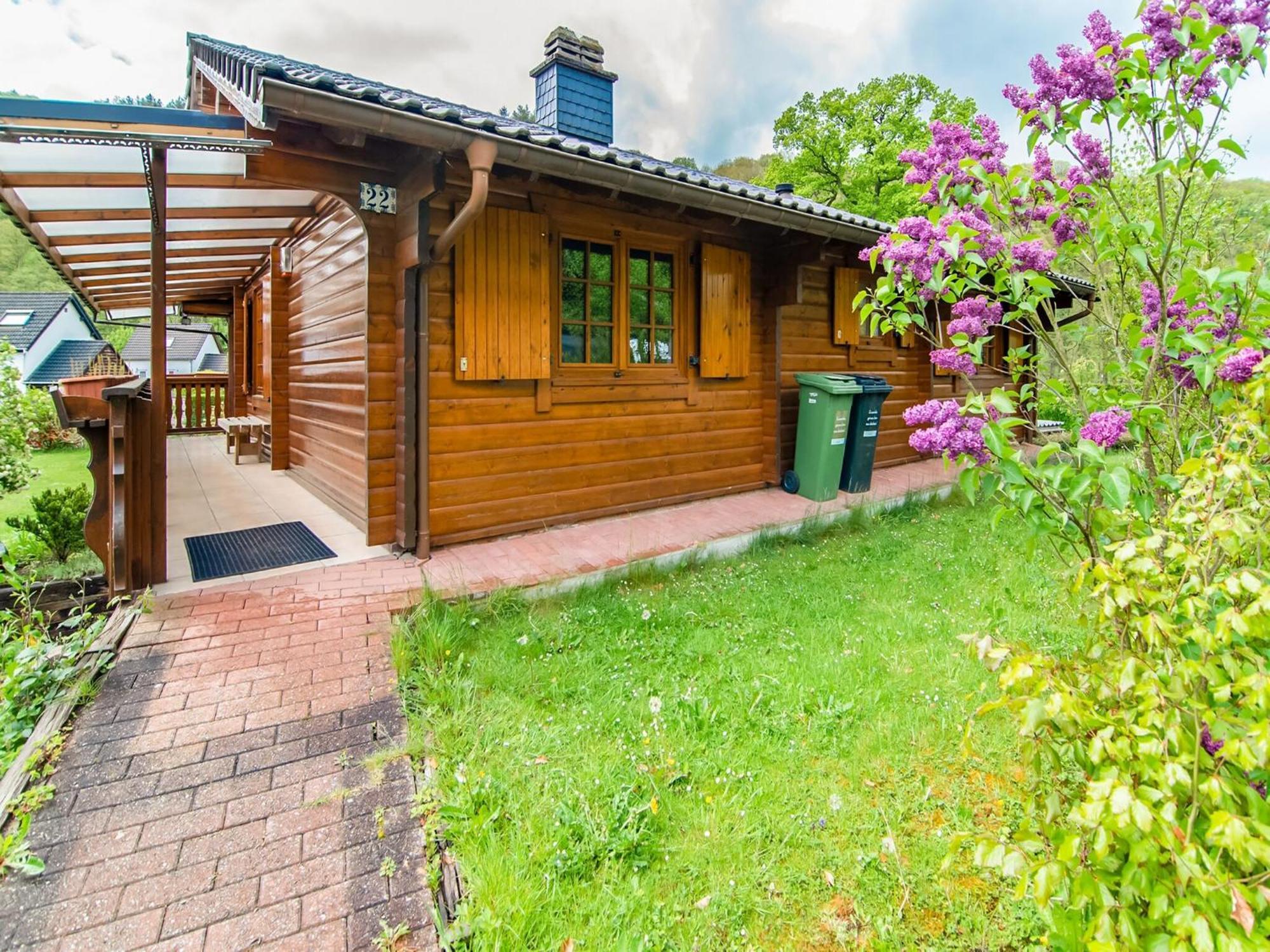 Stationed Between Spa And Liege Apartment In Айвейл Екстериор снимка